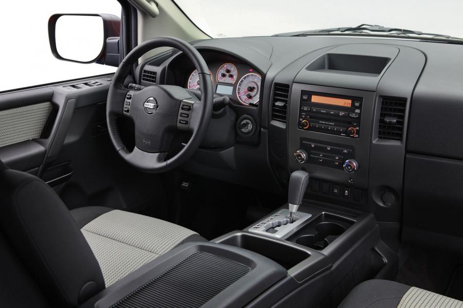  Nissan Titan Appearance Package 2012 года  (фото 5 из 20)
